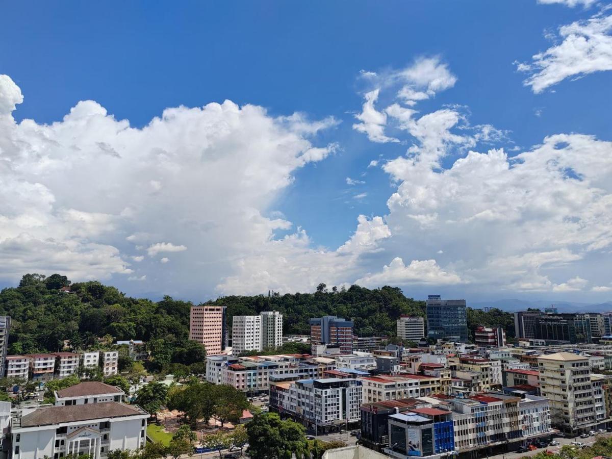 Cityview Studio Apartment At Kota Kinabalu City Centre Buitenkant foto